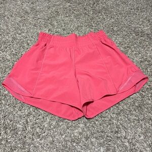Lululemon pink hotty hots.
